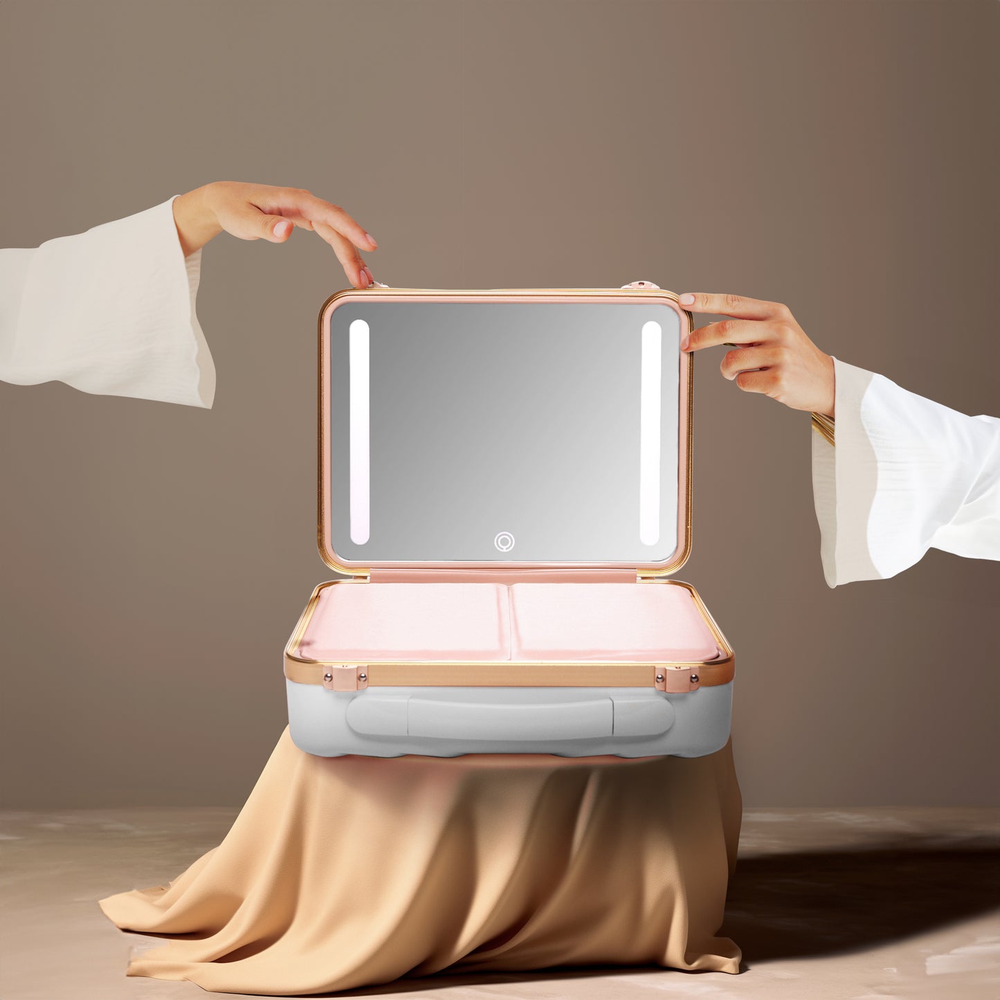 ILLUME LED Mirror Beauty Case